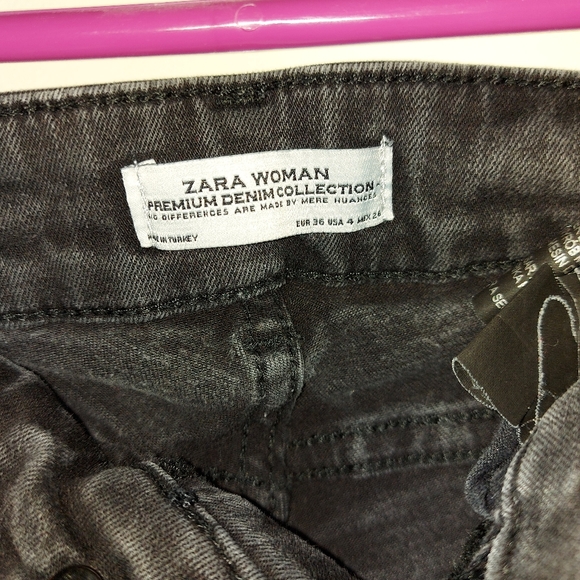 ❣️Zara super skinny ripped black jeans size 4 (#230) - Picture 5 of 7